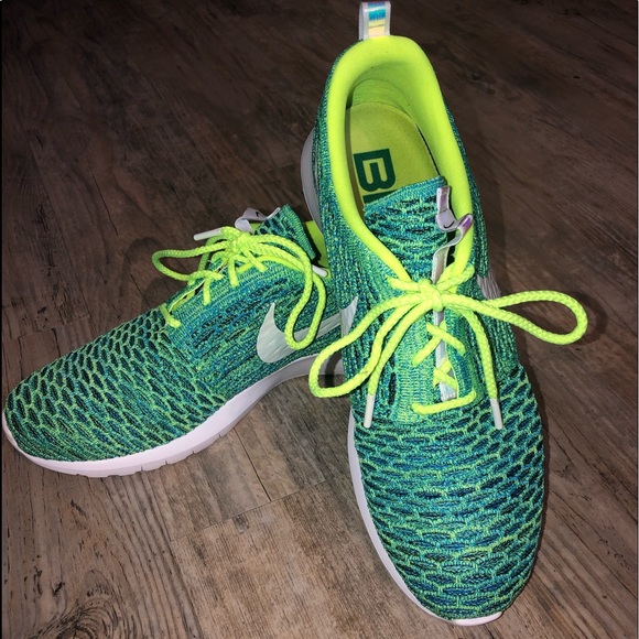 Nike Roche Flynit limited edition Brasil